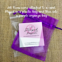 Load image into Gallery viewer, Sister Keychain, Sisters are different flowers from the same garden, Gift for sister, Gift for her, Sister gift