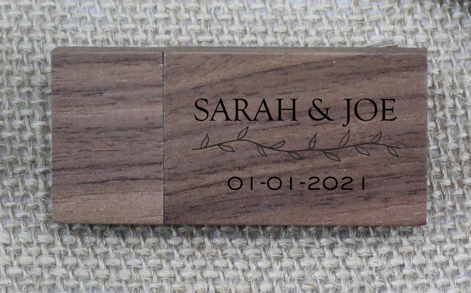 Wedding Flash Drive - personalization example