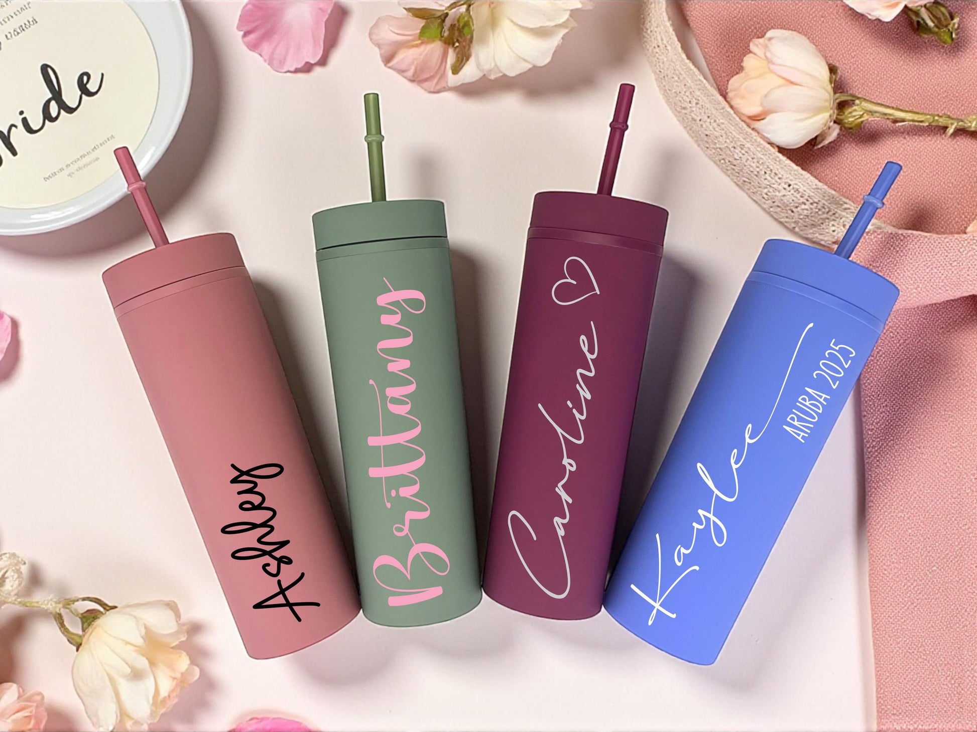 Personalized Bridesmaid Tumbler with Straw - close-up of the custom engraving