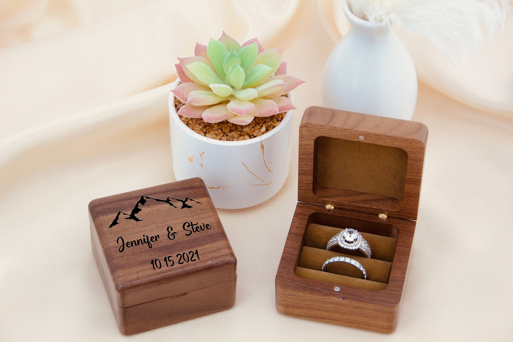 Custom Wood Ring Box – Just A Little Gift, image size:2048x1365